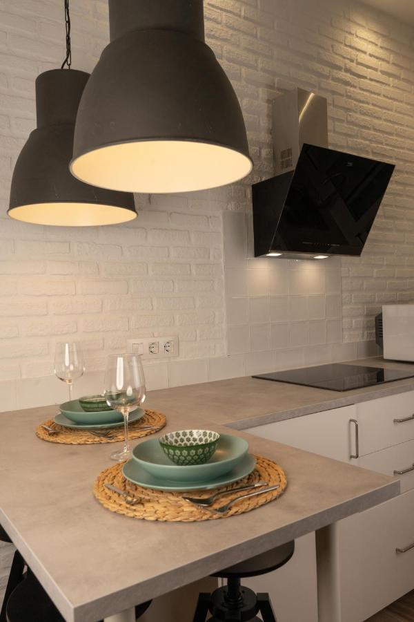 Apartsuite B&R Triana Arellano Sevilla Buitenkant foto