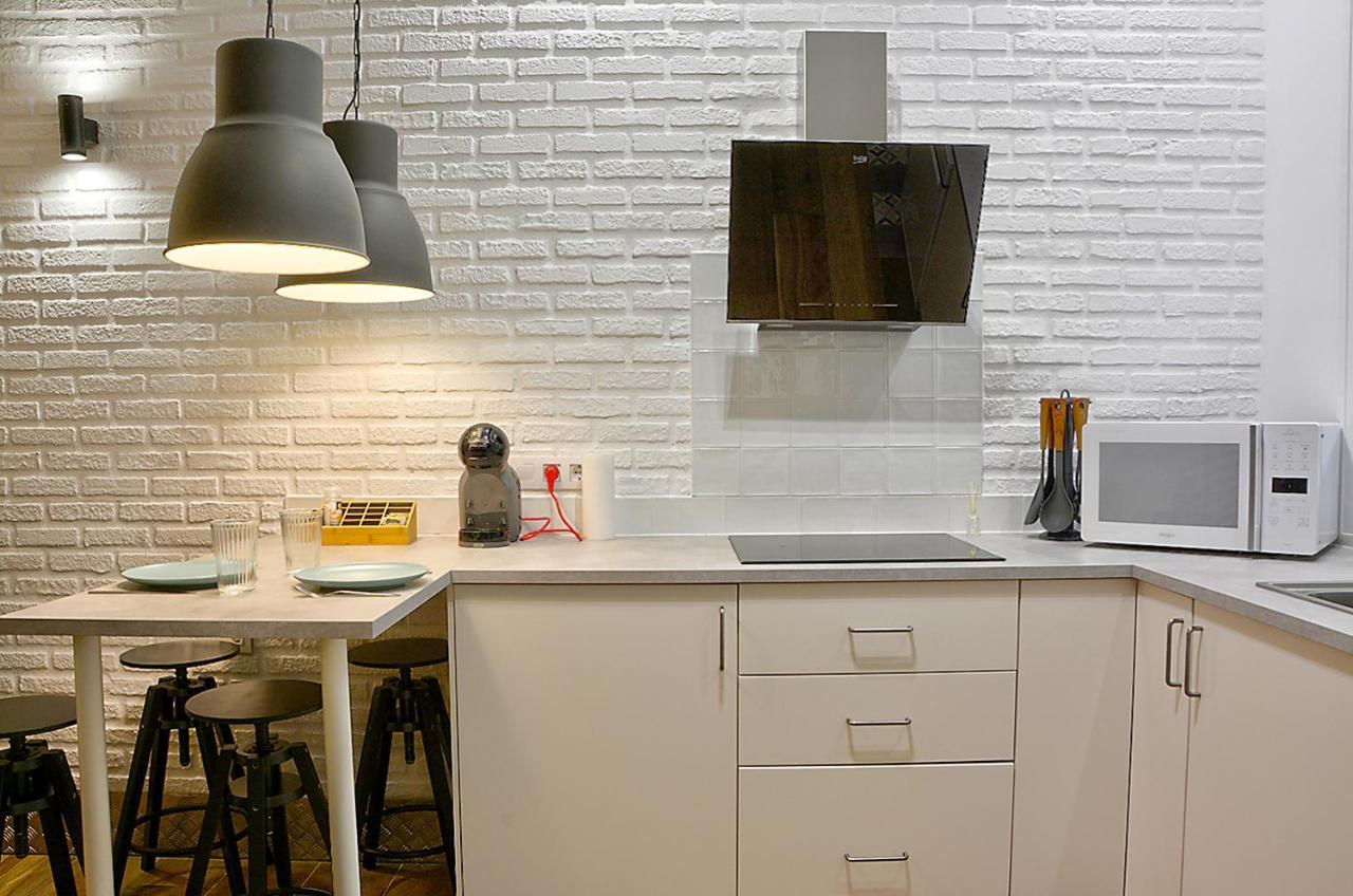 Apartsuite B&R Triana Arellano Sevilla Buitenkant foto