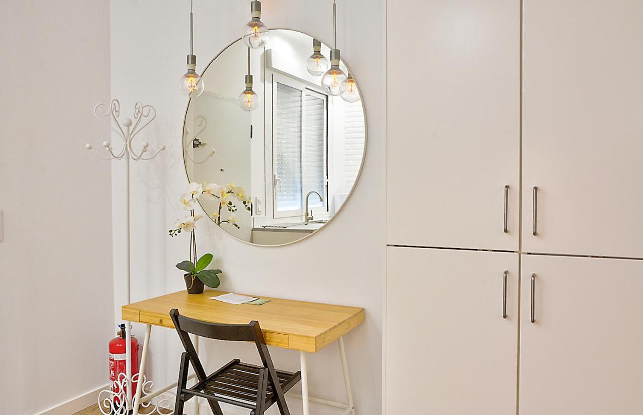 Apartsuite B&R Triana Arellano Sevilla Buitenkant foto